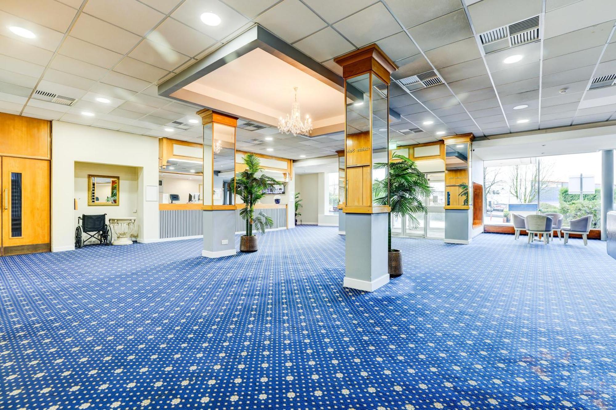The Chiltern Hotel Лутон Екстер'єр фото