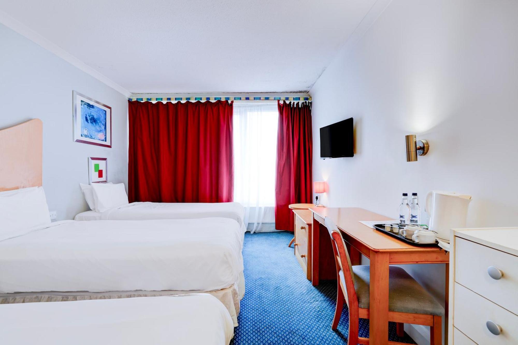 The Chiltern Hotel Лутон Екстер'єр фото